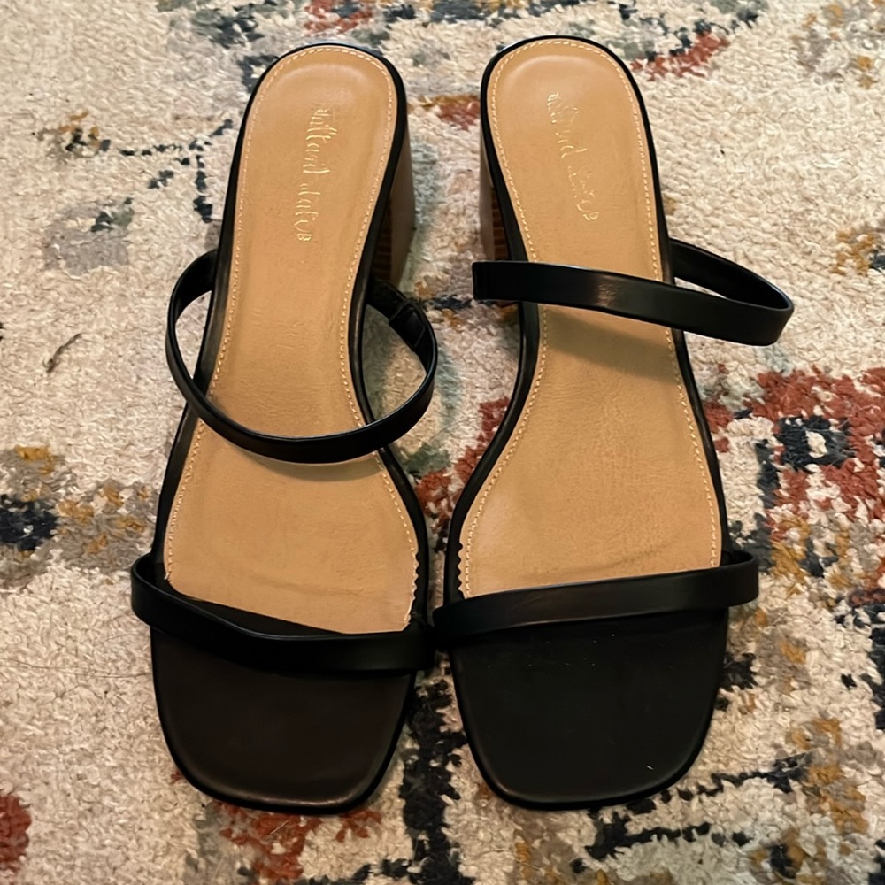 Altar’d State Wedge Sandals!!